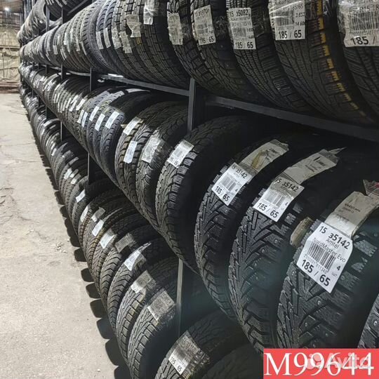 Bridgestone Blizzak VRX2 215/60 R16 95L