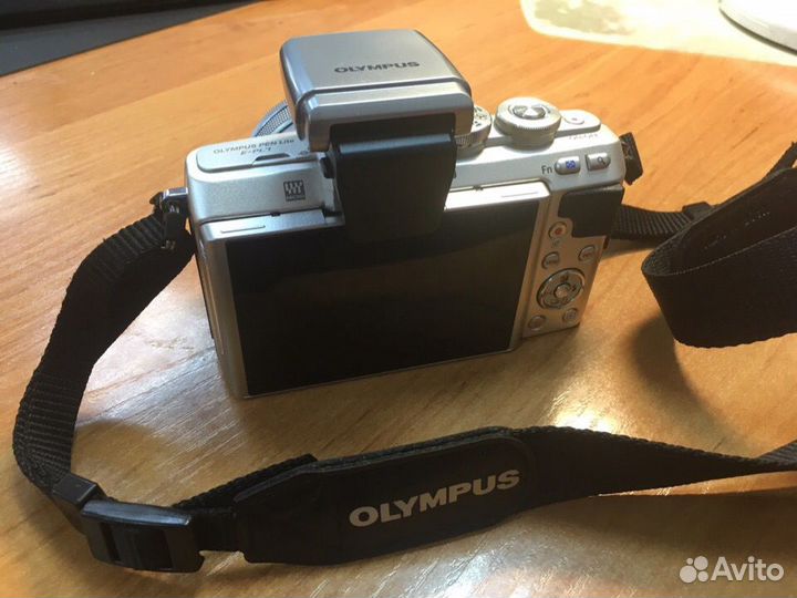Продам olympus pen lite e-pl7