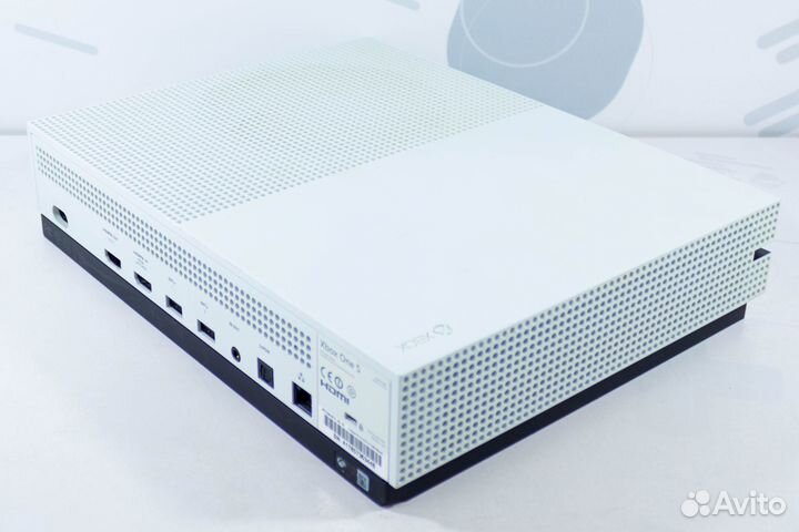 Консоль Xbox One S 500 гб б/у, 3 мес гарантии