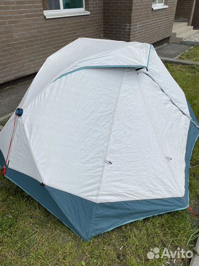 Палатка quechua 2 местная