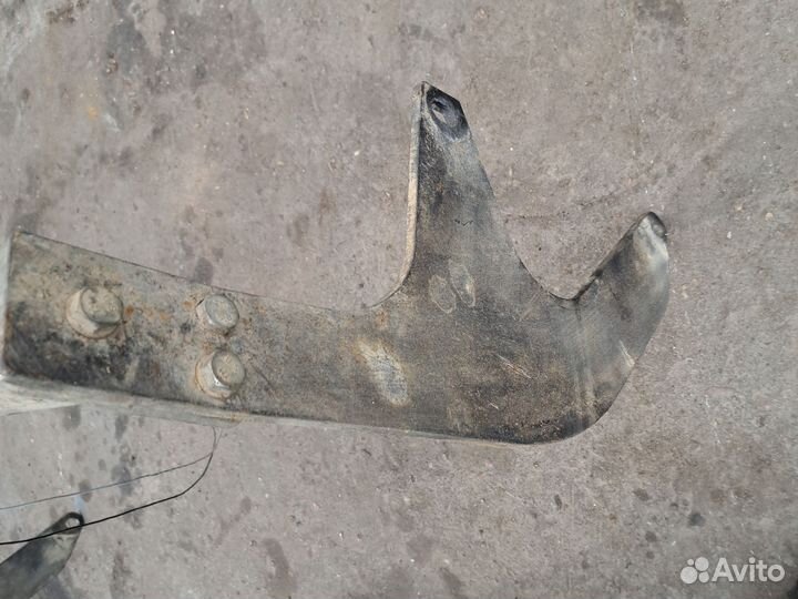 Фаркоп на LADA largus