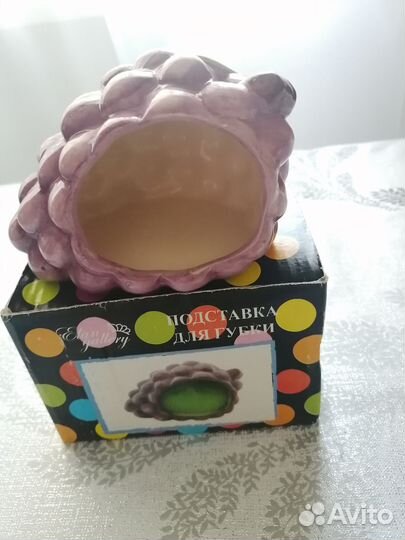 Набор чашек для кофе. Подставка для губки