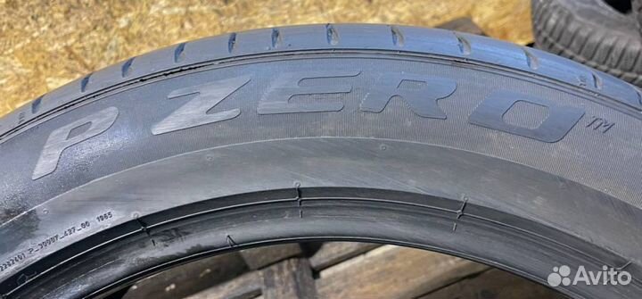 Pirelli P Zero 275/45 R21