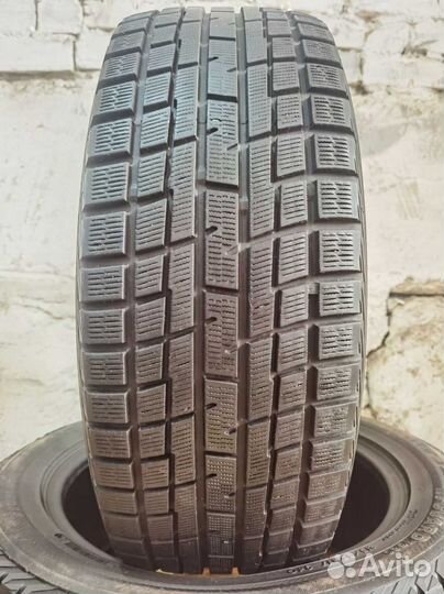 Yokohama Ice Guard IG30 215/55 R17 94Q