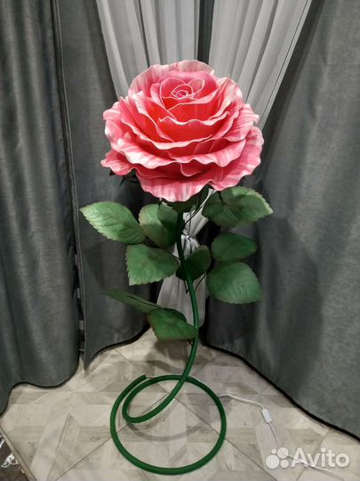 Роза светильник- торшер