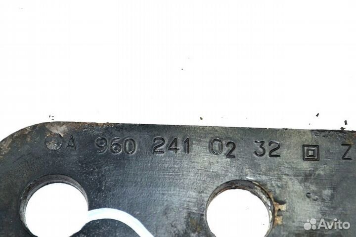 Кронштейн с рамы mercedes-benz Actros MP4 1845 (01