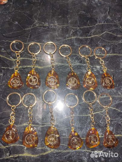 Брелки для ключей знаки зодиака янтарь новые