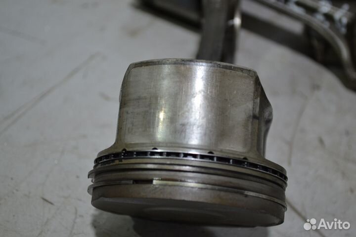 Шатун Мерседес Mercedes M112