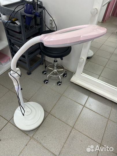 Продам лампу лупу