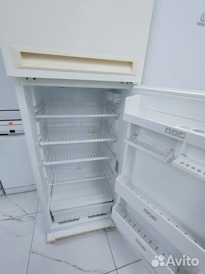 Холодильник Stinol No Frost 185 см