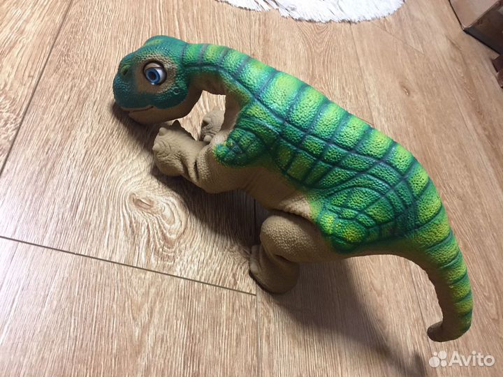 Интерактивная игрушка Динозавр Pleo