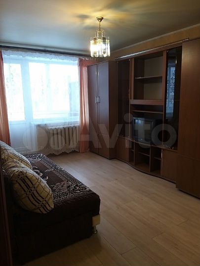 2-к. квартира, 47 м², 3/5 эт.
