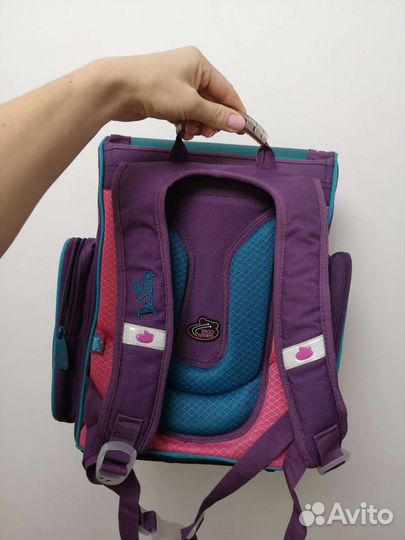 Рюкзак школьный