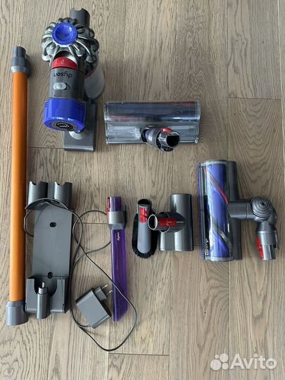 Пылесос dyson v10