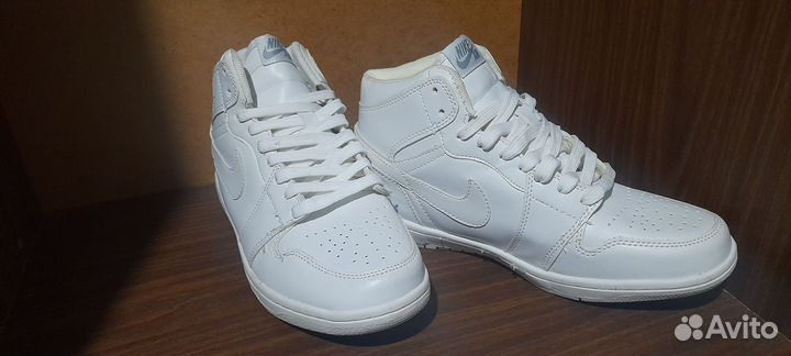 Кросовки белые 40 размер