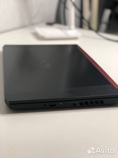 Acer nitro 5 an515 54