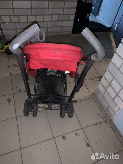 Прогулочная коляска