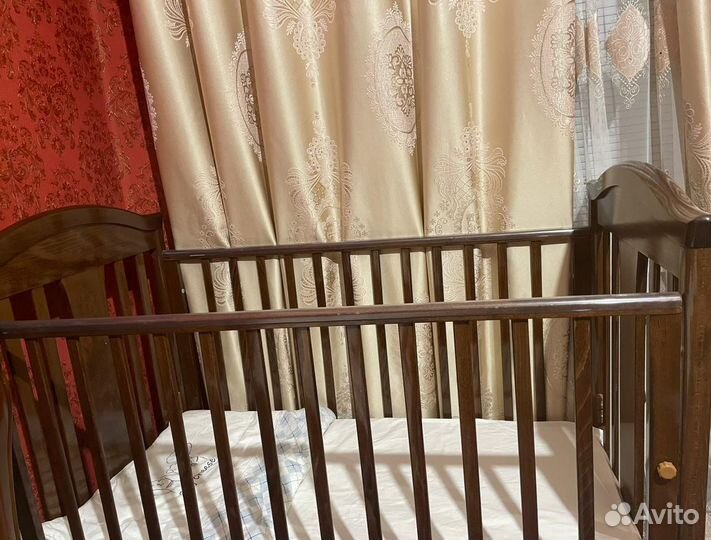 Детская кроватька