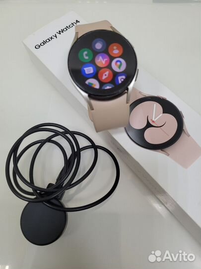 Смарт-часы Samsung Galaxy Watch 4 40mm