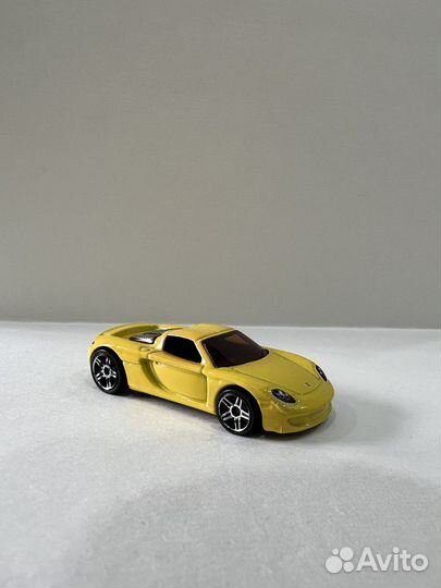 Модель porsche hot wheels