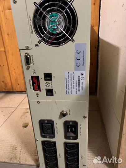 Источник бесперебойного питания Inteligent 3000 rt