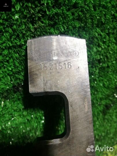 Тяга вилки переключения передач Volvo FH 2004