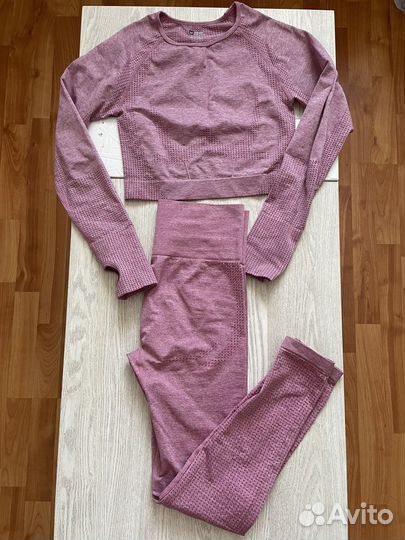 Костюм для фитнеса