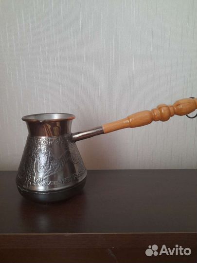 Кофеварка новая