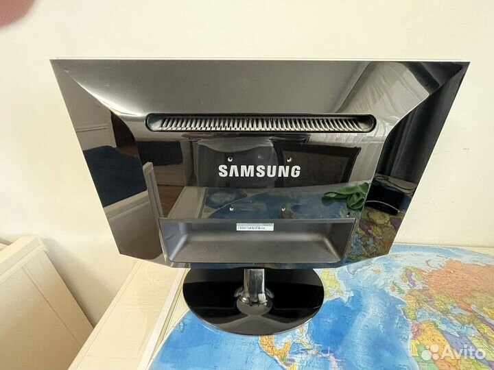 Монитор Samsung, 1920x1080