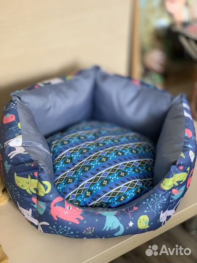 Лежанка для кошки/собаки