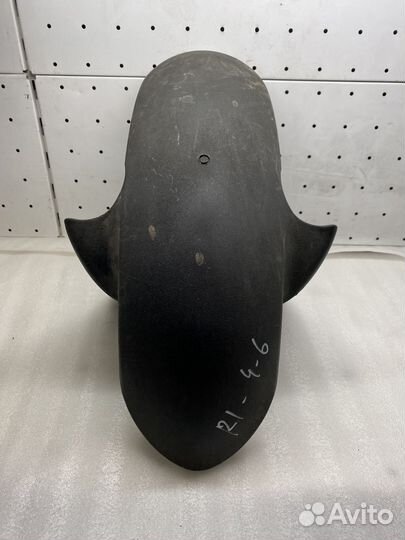 Крыло для yamaha R1 04-06 Г