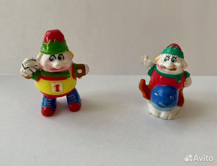 Игрушки из Киндер сюрприза и Ландрин