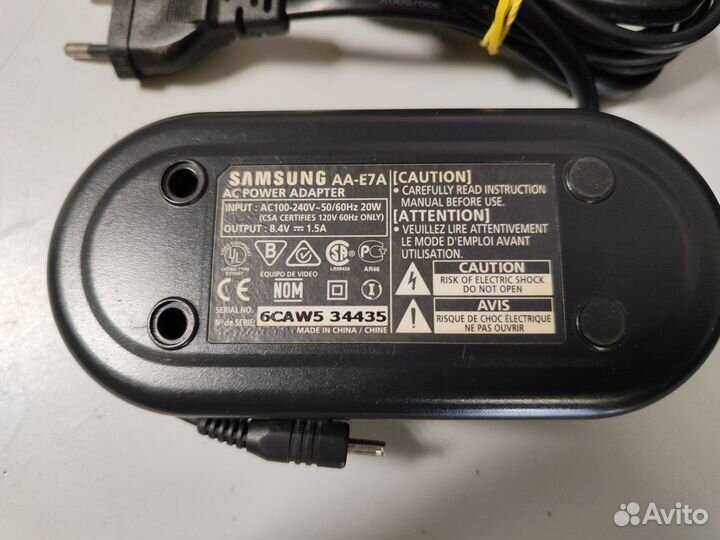 Блок питания Samsung AA-E7A (8.4V 1.5A)