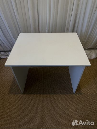 Офисная мебель (столы, стулья, тумбы) Б/У