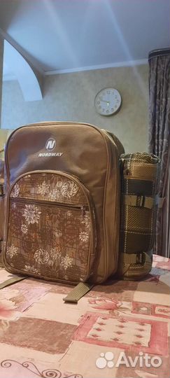 Рюкзак для пикника с посудой