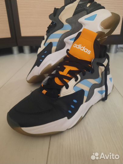 Баскетбольные кроссовки adidas harden stepback