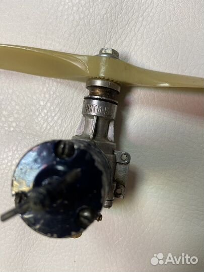 Микродвигатель для авиомоделирования 