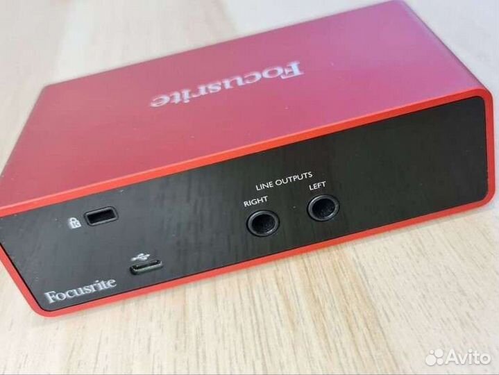Звуковая карта Focusrite Scarlett solo 3rd Gen