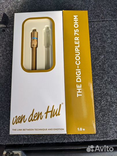 VDH the digi-coupler 75 om RCA 1 м
