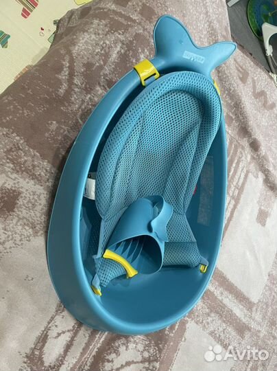 Ванночка для купания с гамаком skip hop