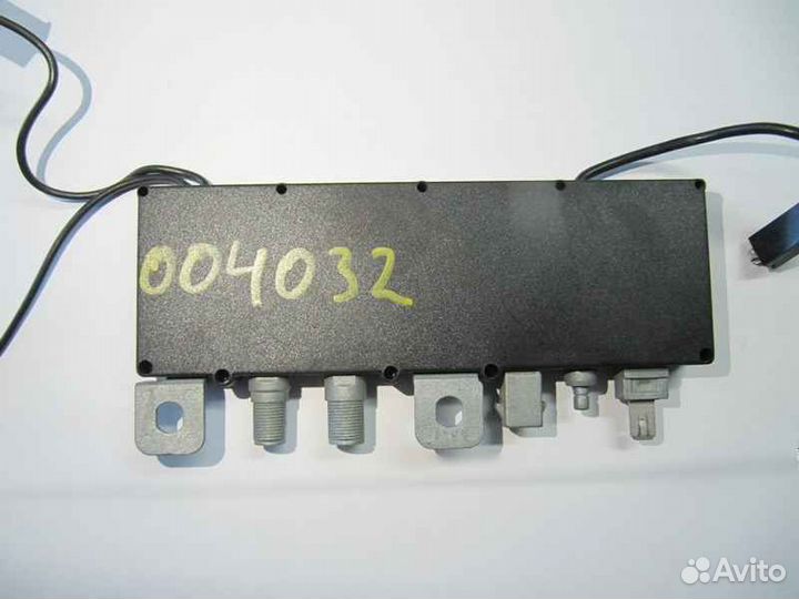 Антенный усилитель радиосигнала BMW E36