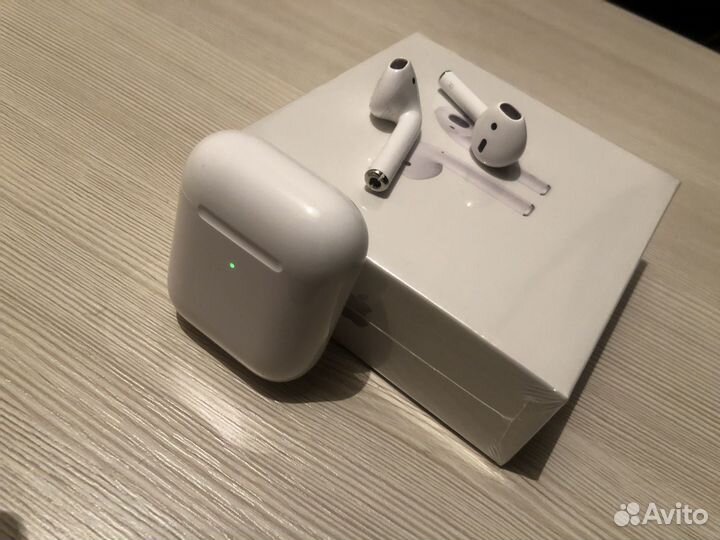 Беспроводные наушники apple airpods