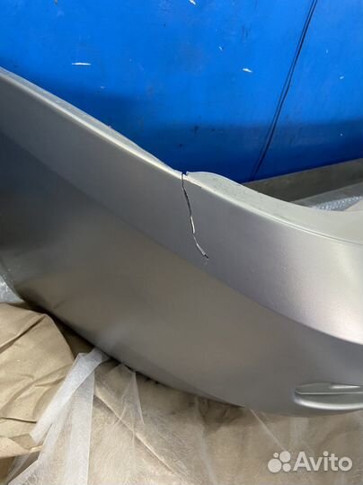 Продаю задний бампер лада калина универсал