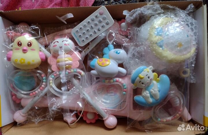 Мобиль на кроватку с проектором с пультом