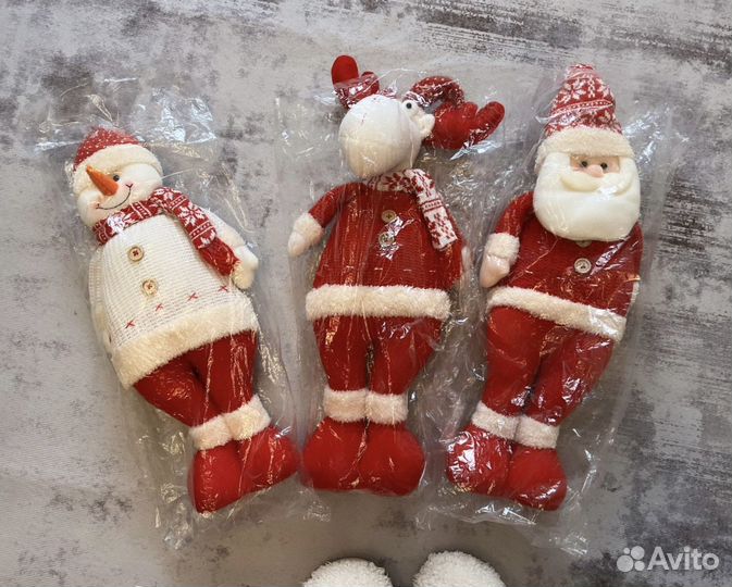 Новогодние ростовые игрушки