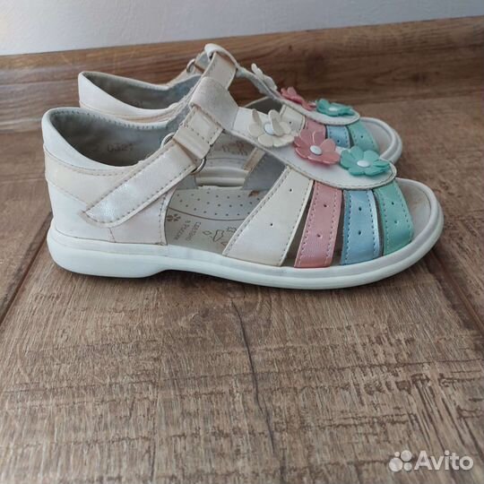 Босоножки для девочки 26 размер