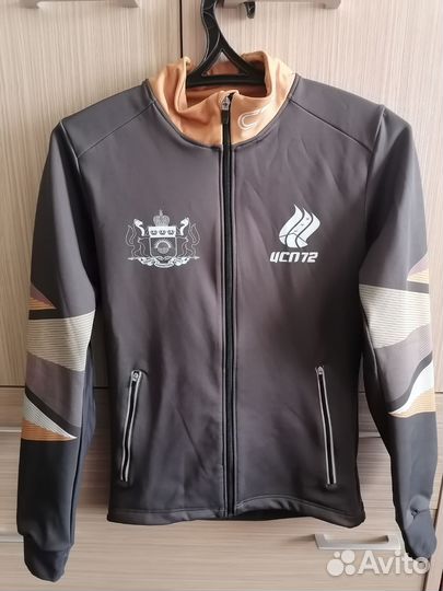 Разминочный костюм