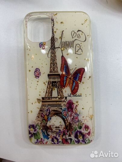 Чехлы для iPhone 11