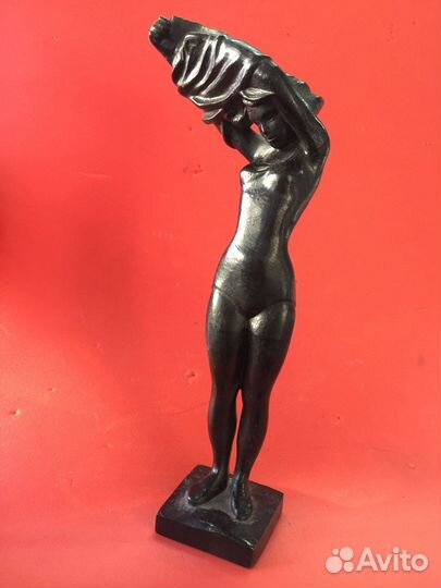 Каслинское литье, чугунная статуэтка,Купальщица