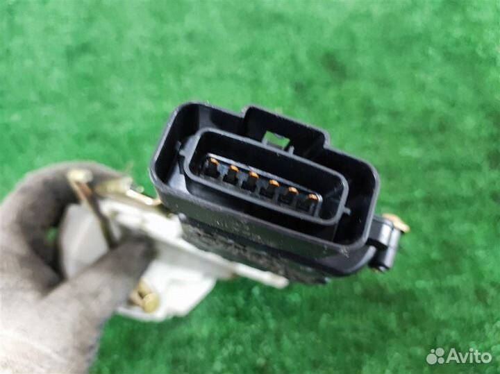 Замок двери задней левой Suzuki Ignis 2006